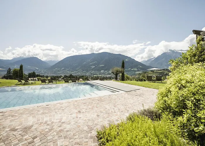Hotel Mitterplatt (Schenna Resort)